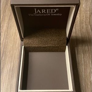 Small Jared jewelry box reserved for someone